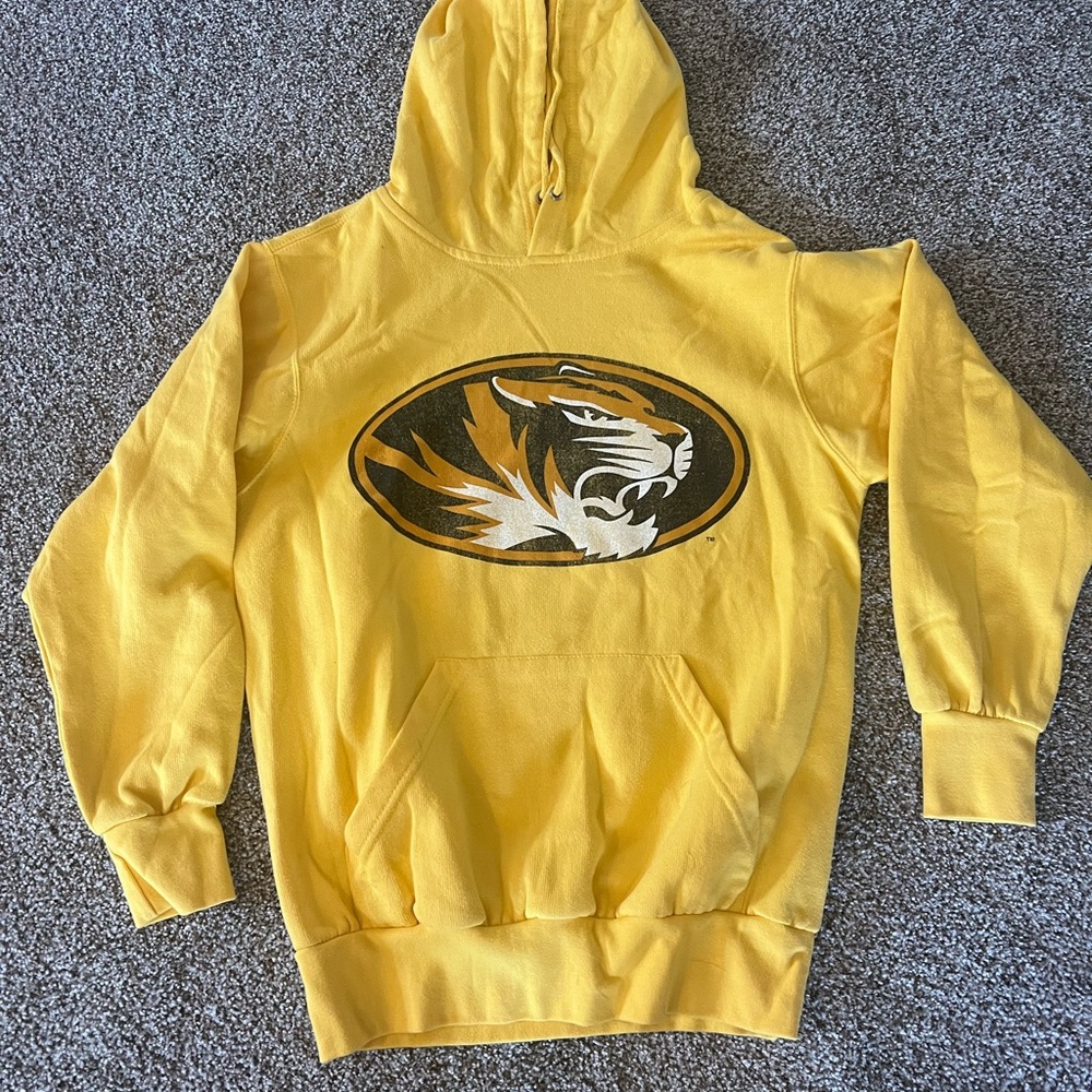 Mizzou yellow hoodie, size Small, excellent condition